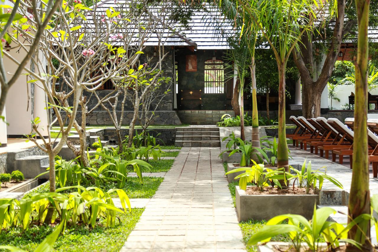 Oga Reach Hotel Tissamaharama Exterior foto